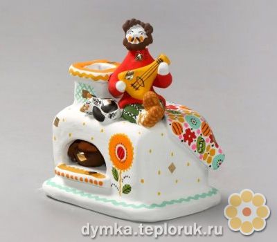 Дымковская игрушка "Балалаечник на печи"